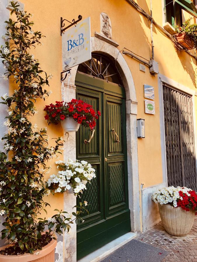 Affittacamere In Piazzetta Sarzana Εξωτερικό φωτογραφία